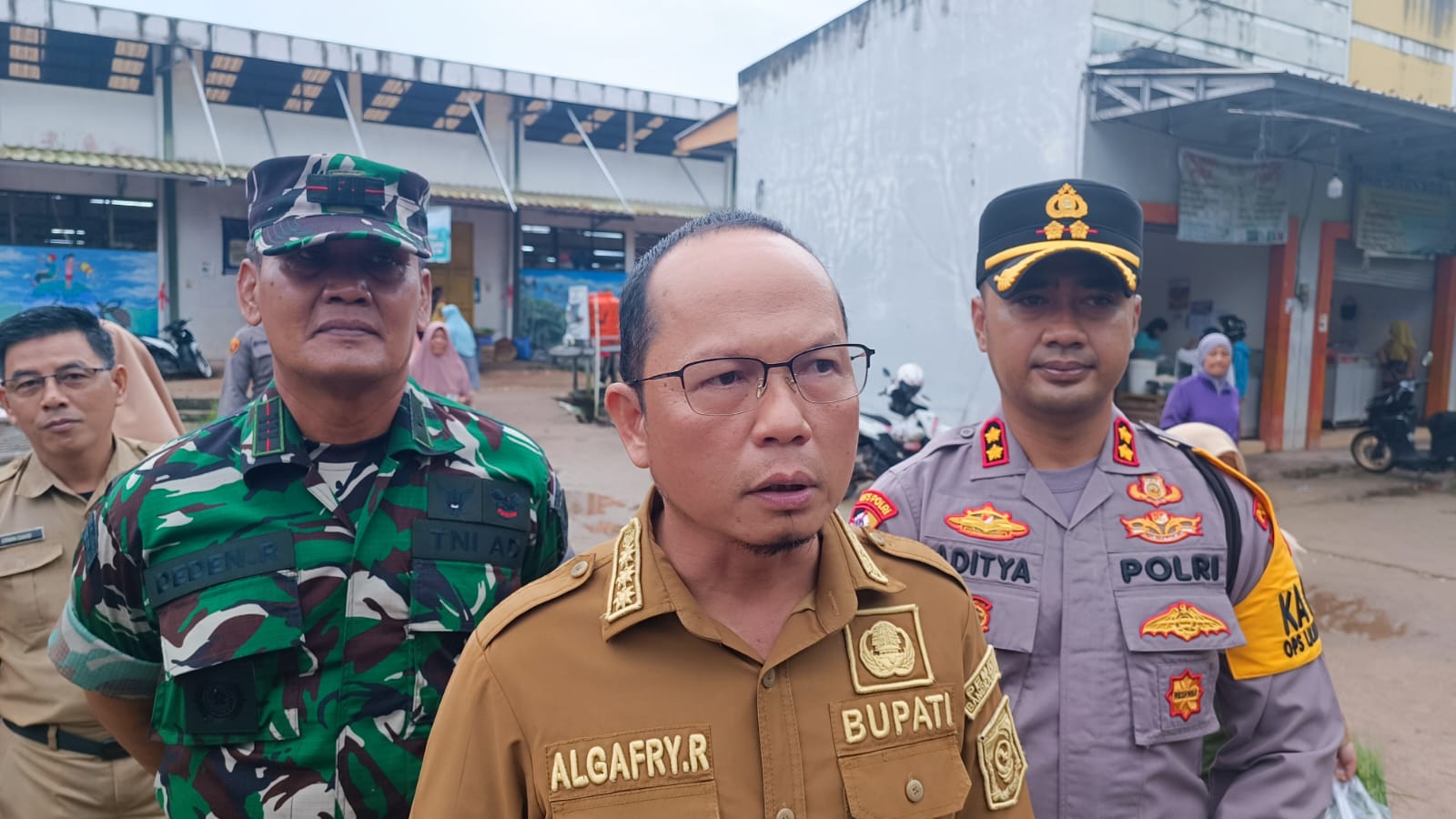 Fasilitas Mulai Rusak, Pasar Modern Koba Tampak Kumuh