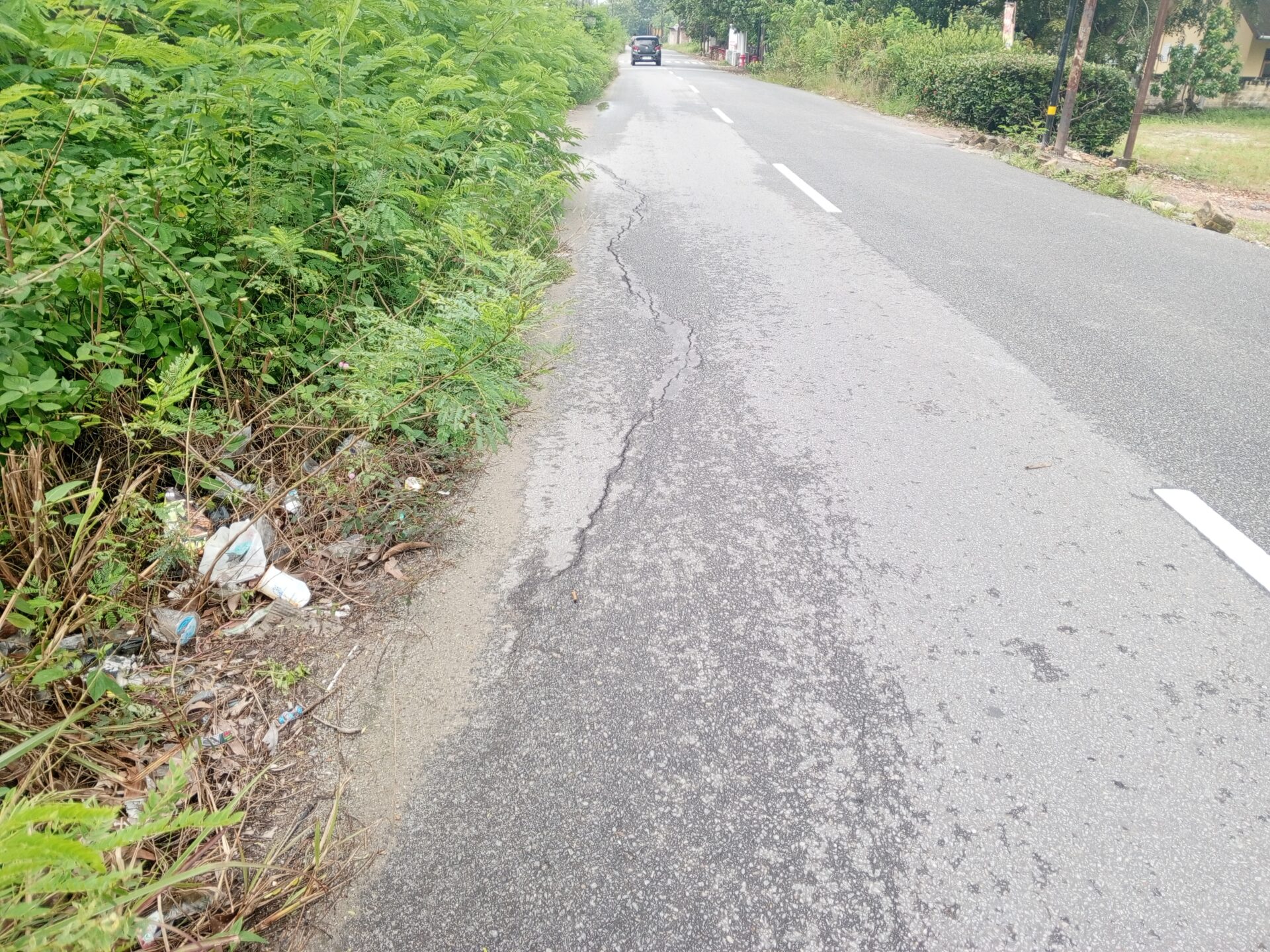 Pasca Aktivitas Tambang Timah Jalan Laut, Kondisi Aspal Mulai Retak