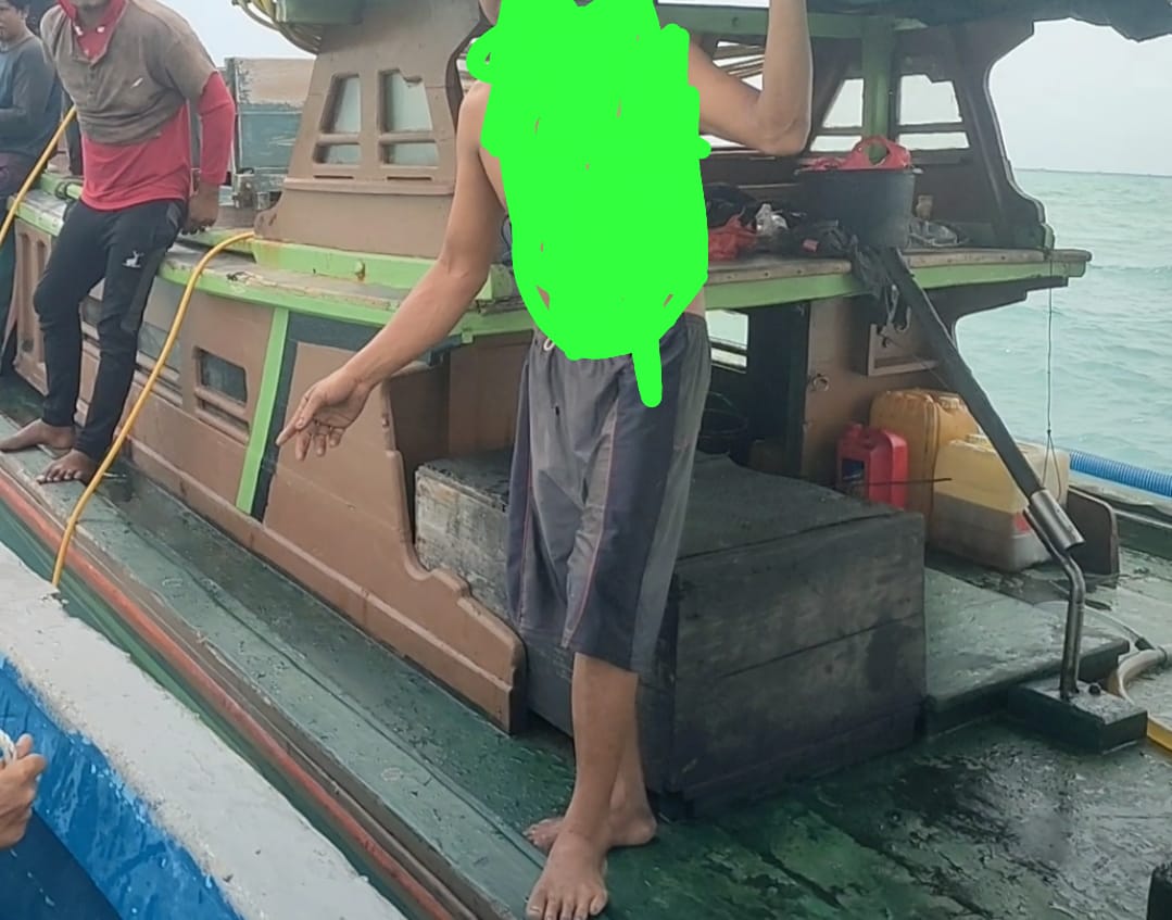 TI Perahu Beroperasi Diperairan Laut Matras, Disinyalir ada Upeti Untuk Sejumlah Pihak ?