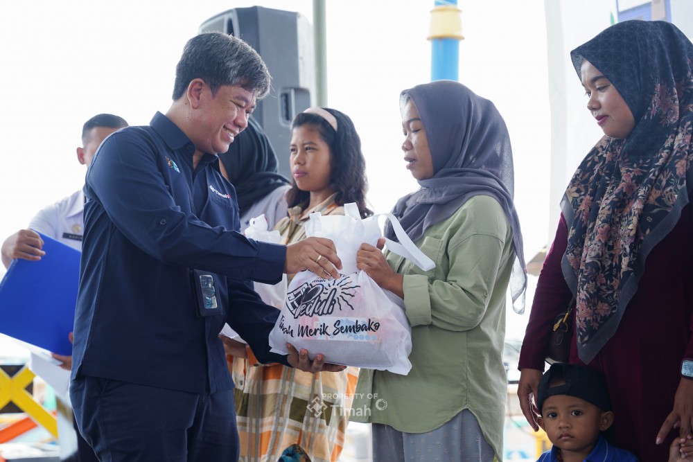 Melalui Kemunting, Ibu Hamil dan anak Stunting di Nelayan II Sungailiat Dapat Paket Makanan Tambahan