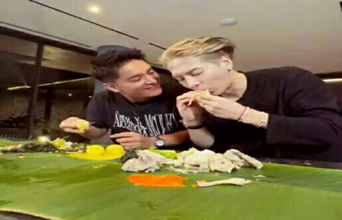 Penampakan Jackson Wang Makan Nasi Padang Bareng Boy William