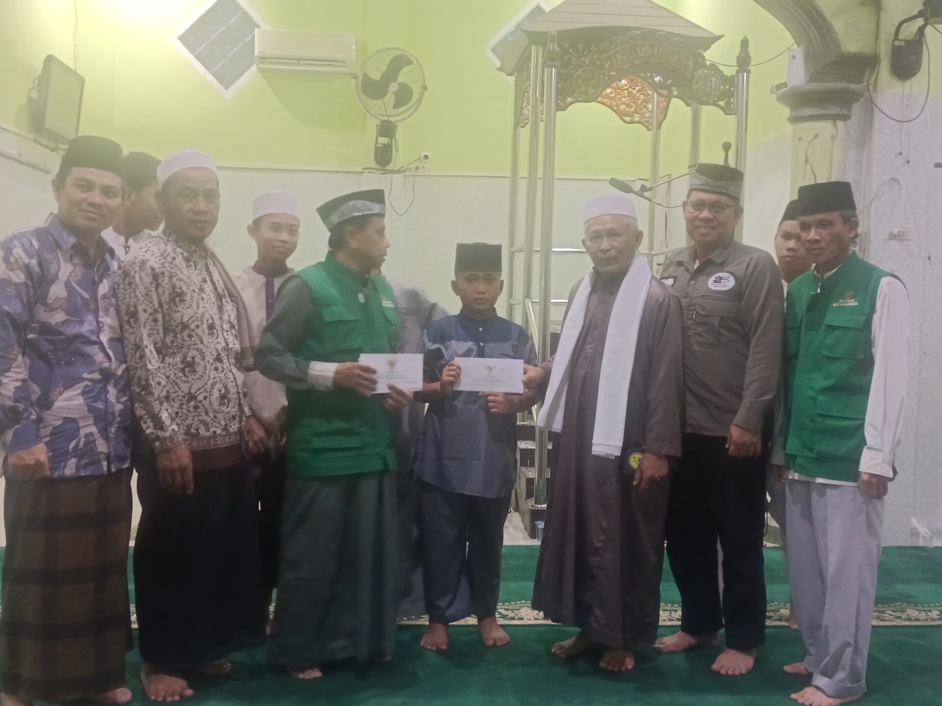 21 Warga Kelurahan Ketapang Dapat Santunan Baznas Kota Pangkalpinang