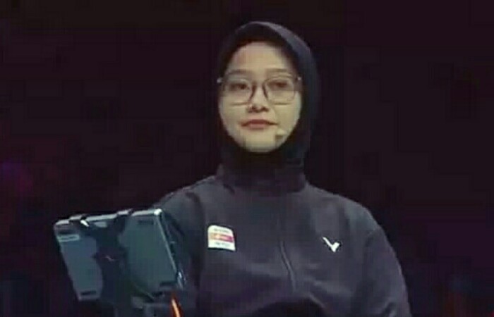 Farikha Sukrotun, Dari Kasir Toko Bangunan Jadi Wasit Bulu Tangkis