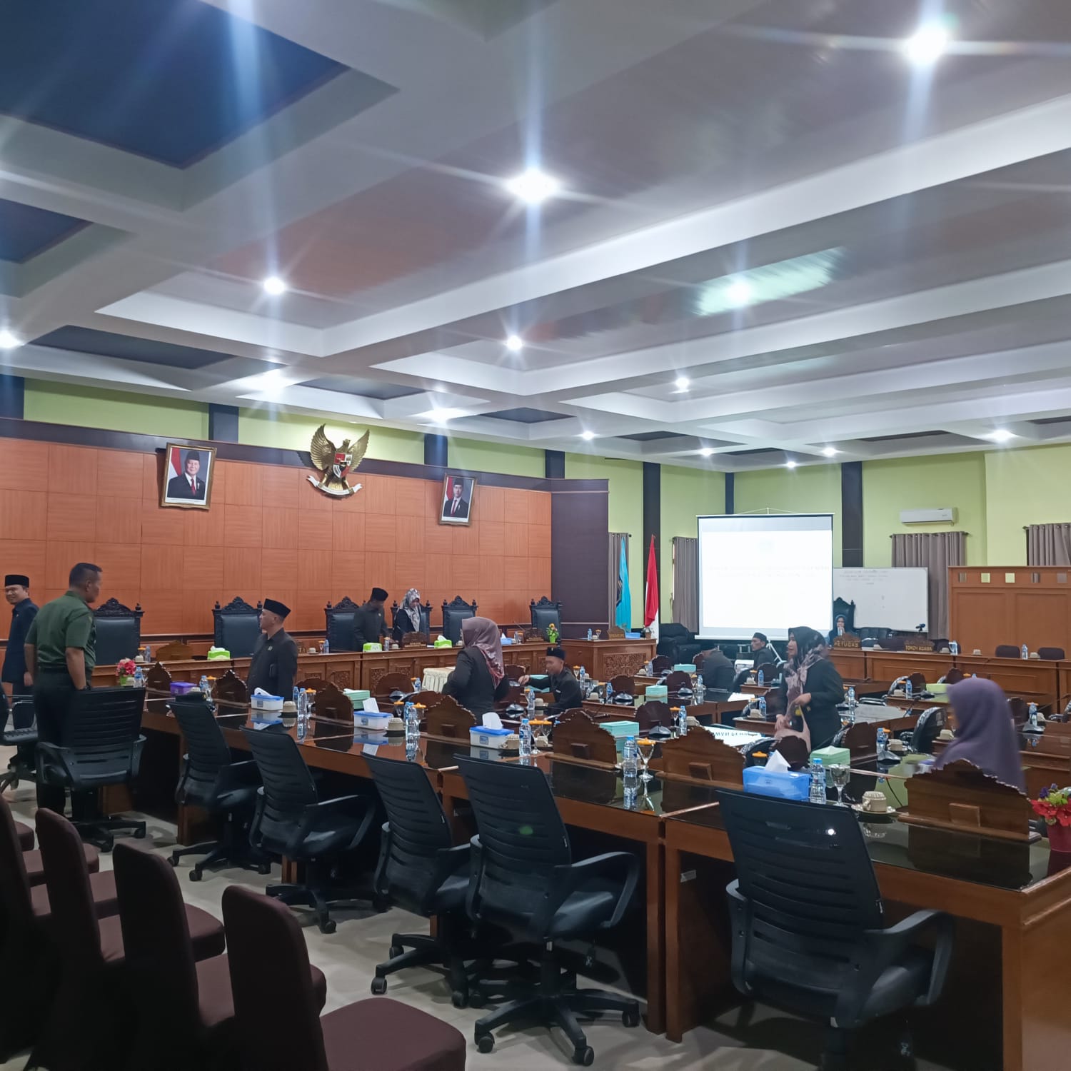 Paripurna DPRD Bangka Tengah Kembali Molor