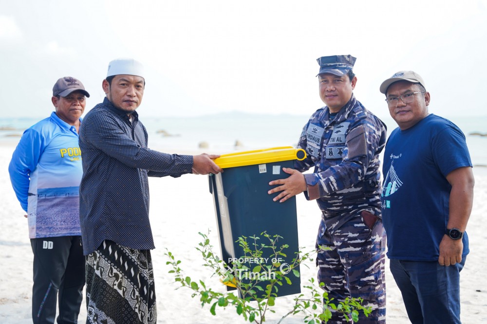 Pokdarwis Lingkungan Rambak Dapat Bantuan Alat Keberhasilan