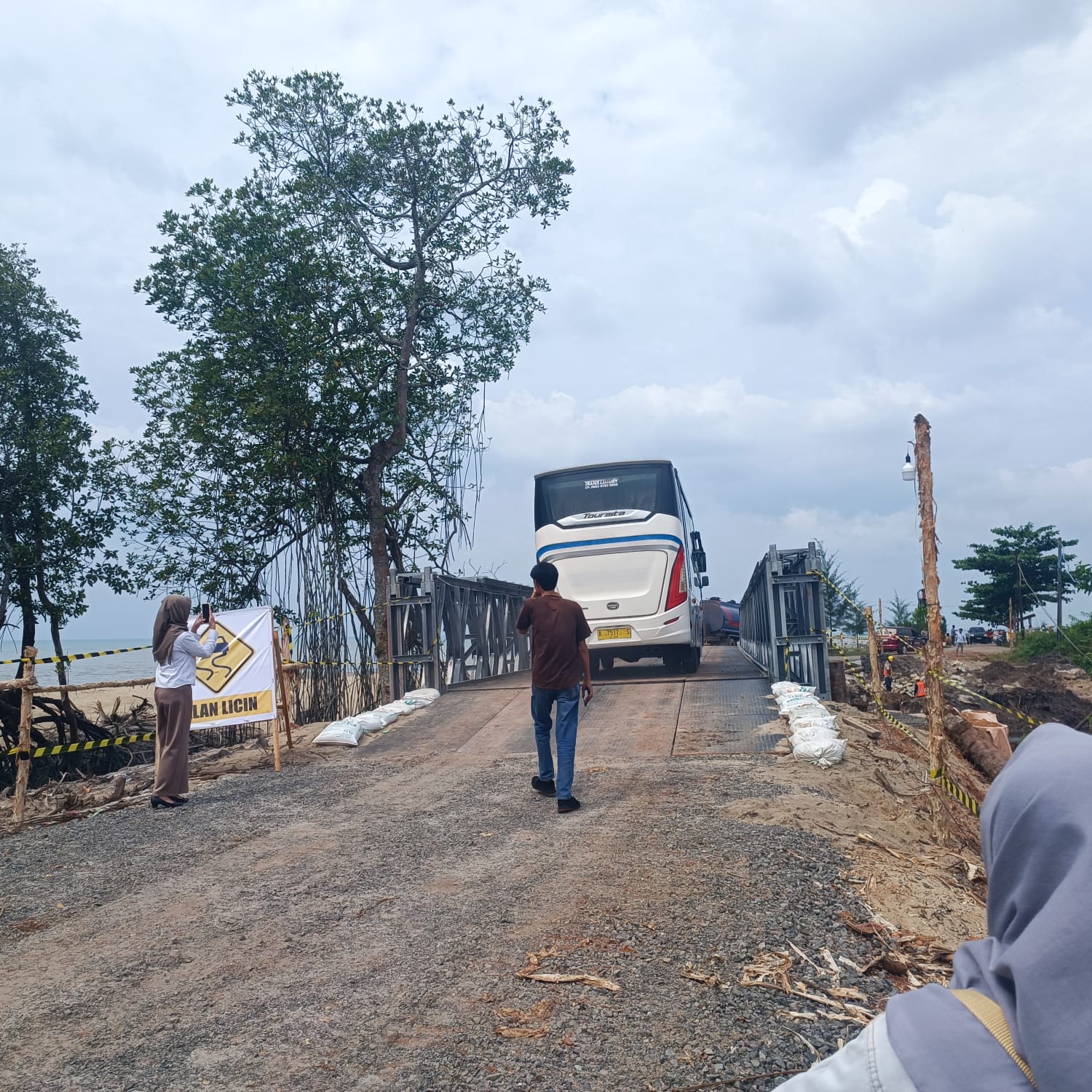 Gunakan APBN Rp 19 Miliar, Jembatan Guntung Dibangun Ulang