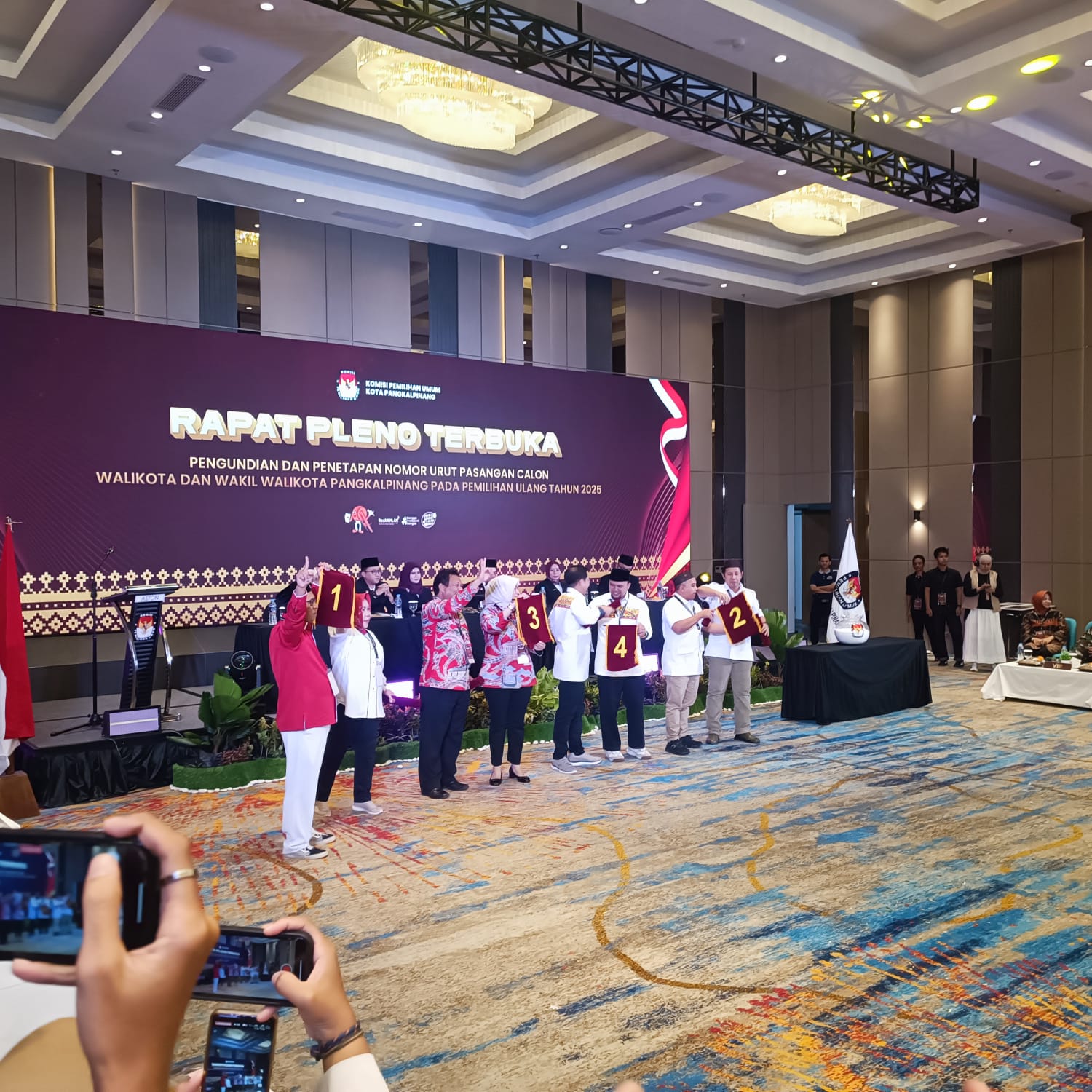 Pengundian Nomor Urut Pilkada Kota Pangkalpinang Sempat Molor
