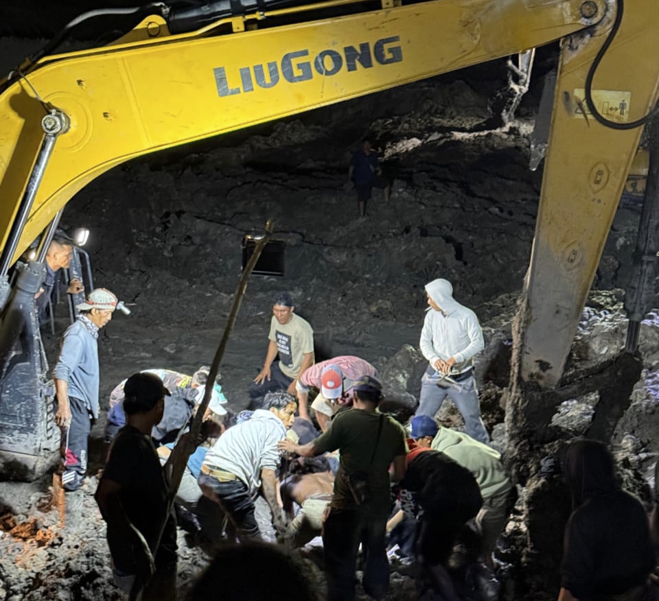 Dua Penambang Ditemukan Setelah Tertimbun 12 Jam