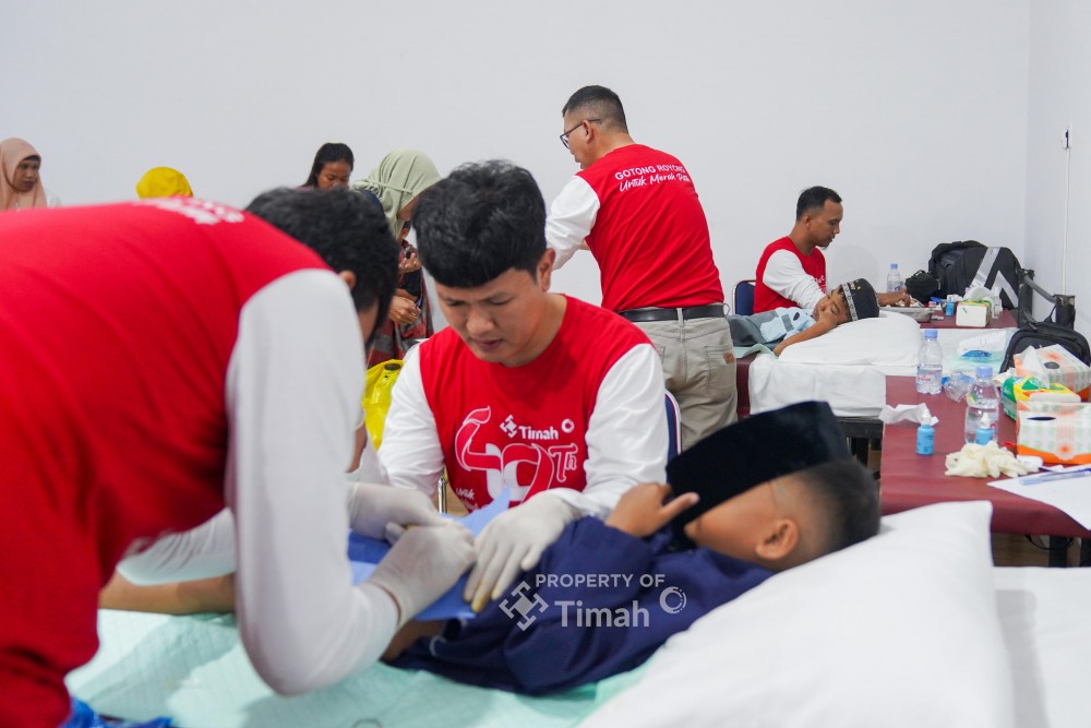 Ratusan Masyarakat Bangka Ikuti Pengobatan dan Khitanan Gratis PT Timah