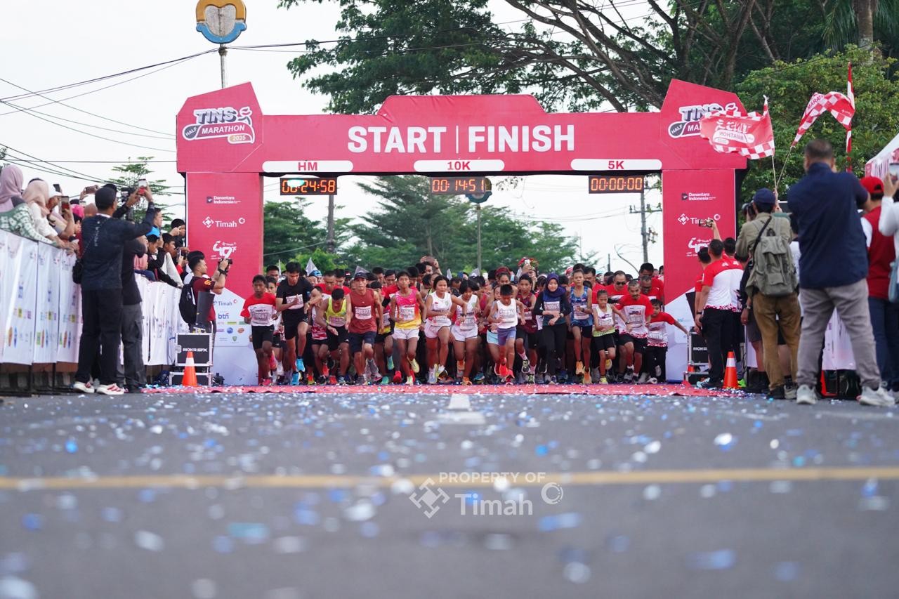 Ribuan Pelari Ikuti Tins Half Marathon 2025