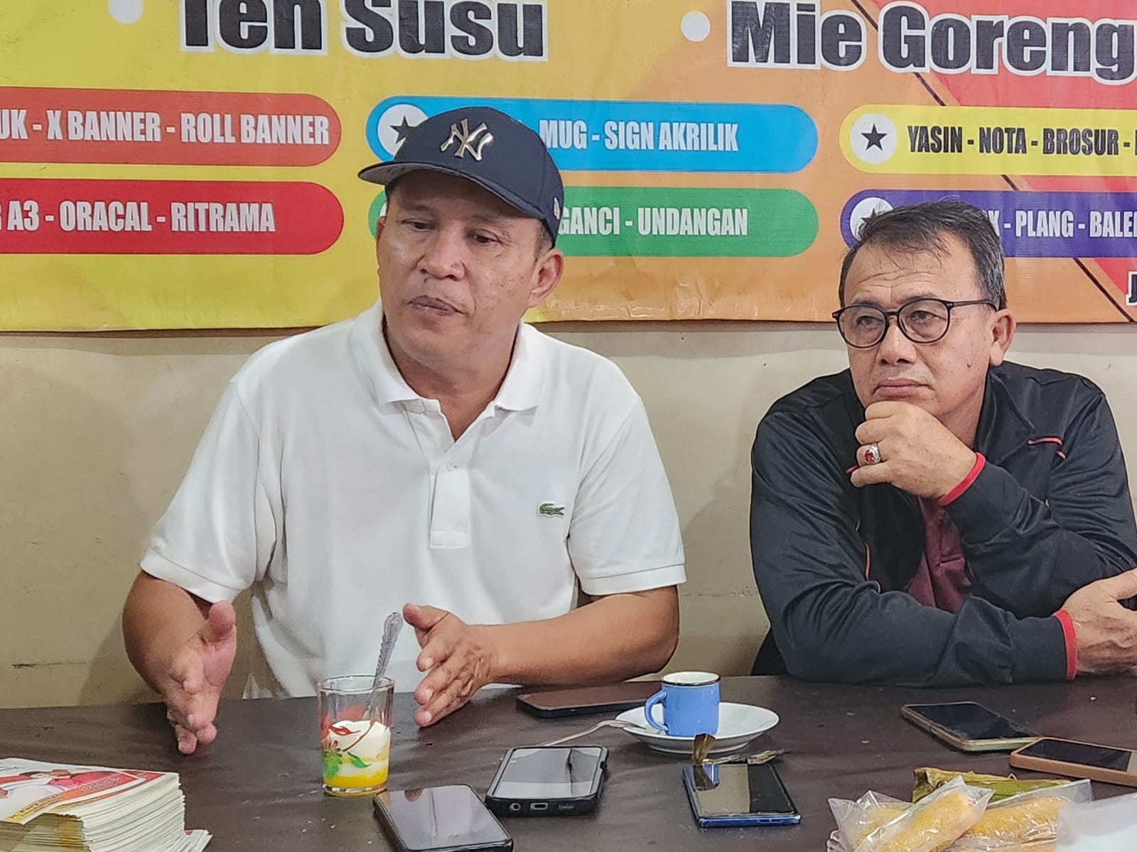 Dinilai Tak Layak, Fery Siap Naikan Gaji Honorer