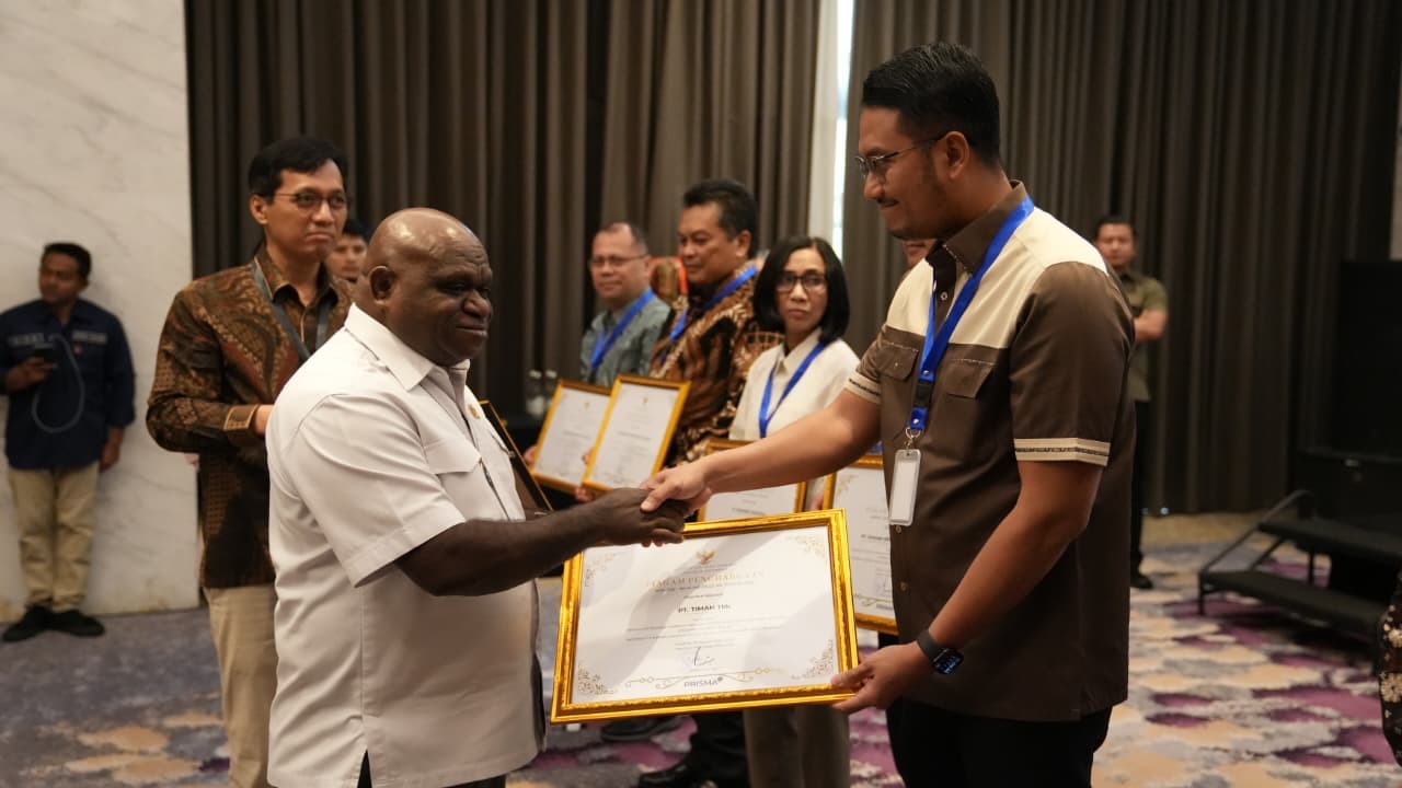 PT Timah Terima Penghargaan PRISMA