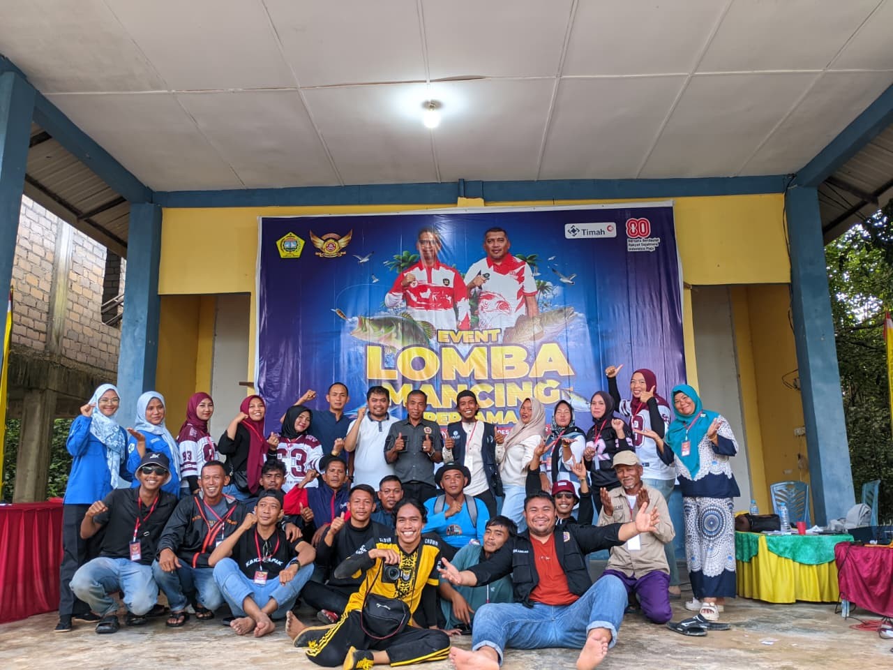 414 Pemancing Berlomba di Pantai Ketam