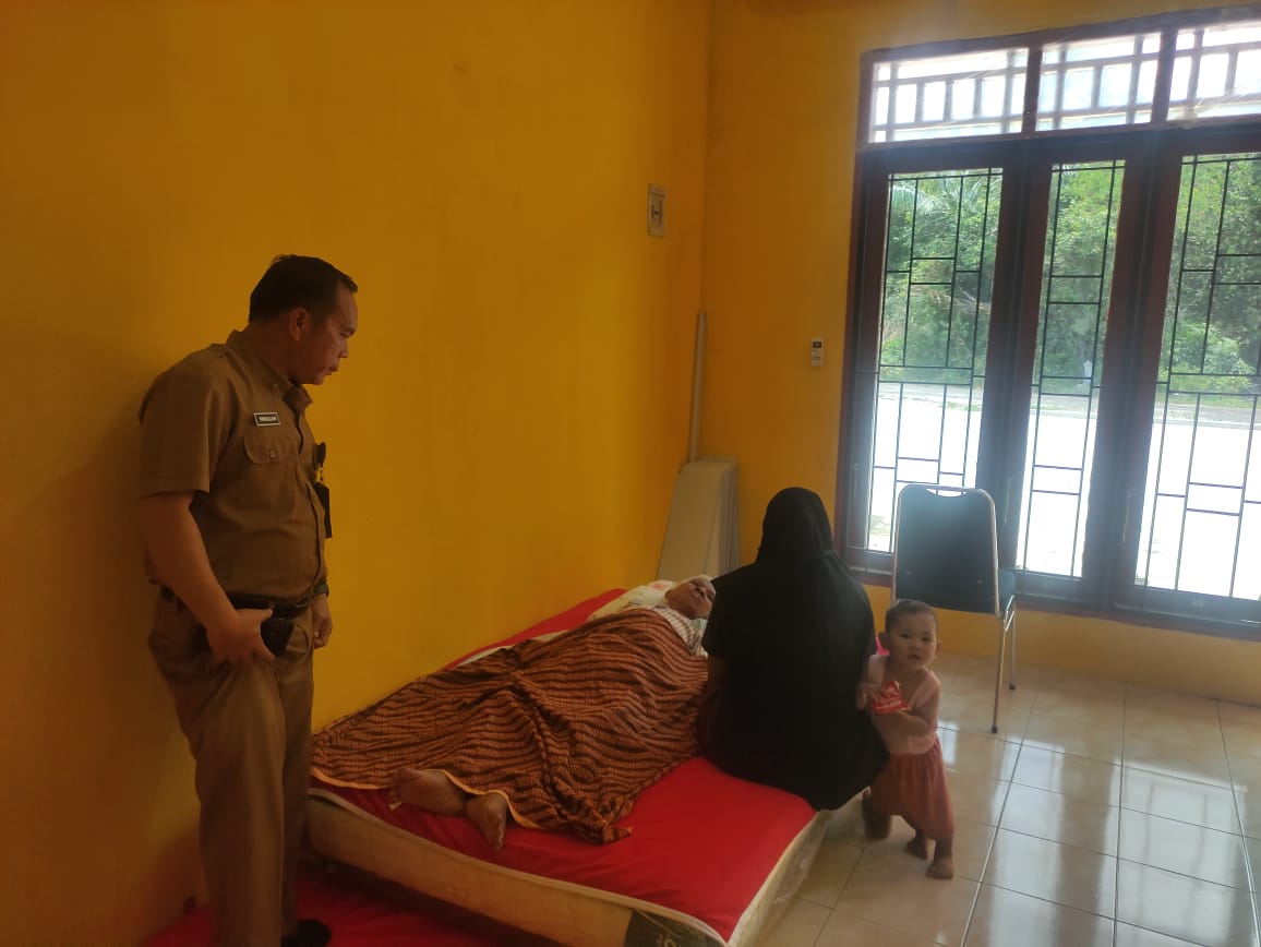 Nenek Asal Prabumulih Dibuang Keluarga ke Koba