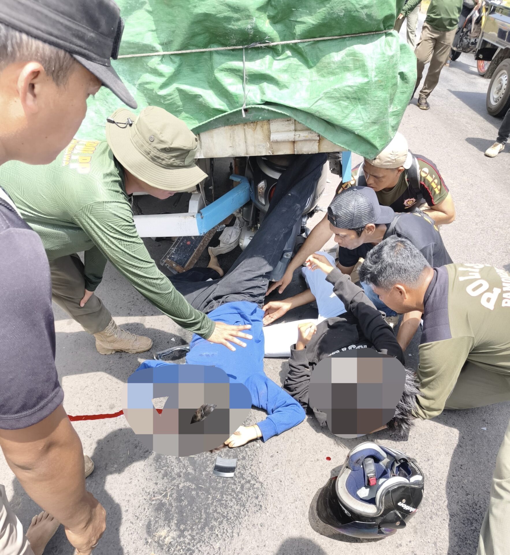 Dua Pemuda Terkapar di Depan Tirto Nirmolo