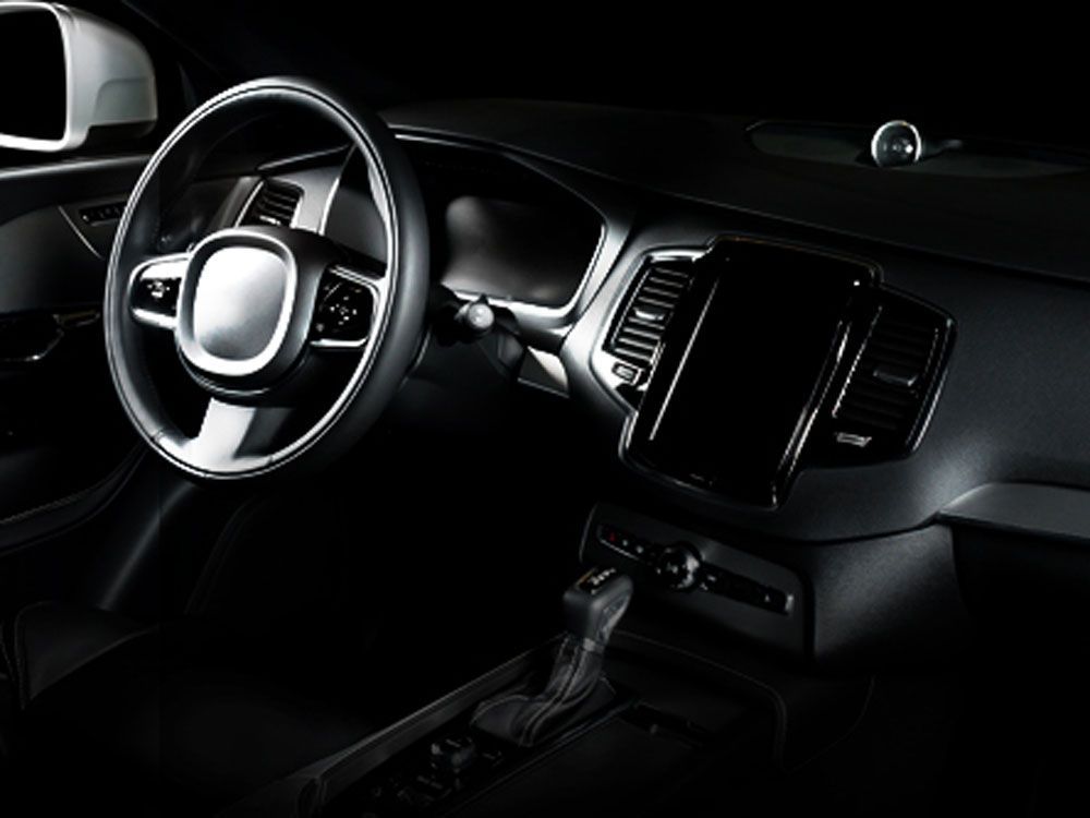 Penghitam Dashboard Mobil Permanen, Solusi Efektif Atasi Interior Kusam