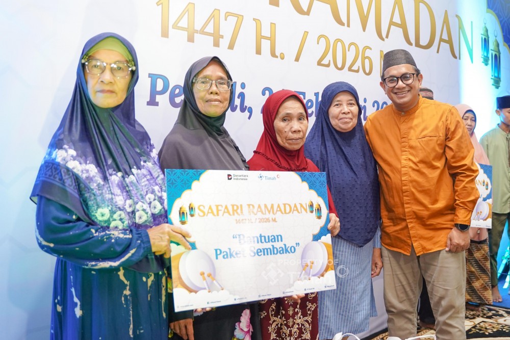 Lansia di Pemali Bersyukur dapat Sembako