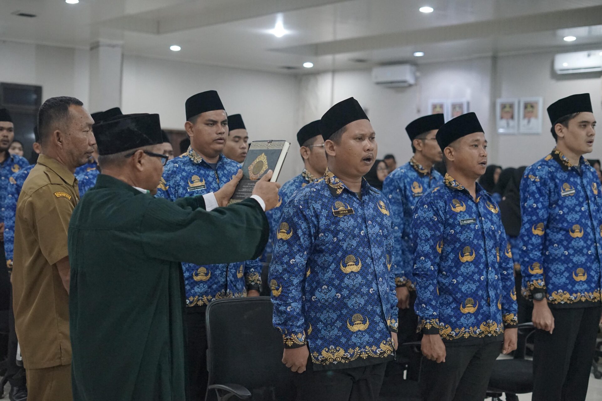 44 Pegawai di Bangka Tengah Resmi Sandang Status PNS