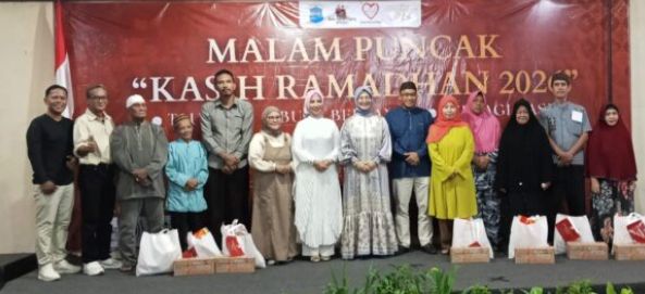 Beri Santunan ke 21 Dhuafa, Dessy Apresiasi Ikatan Bujang Dayang Kota Pangkalpinang