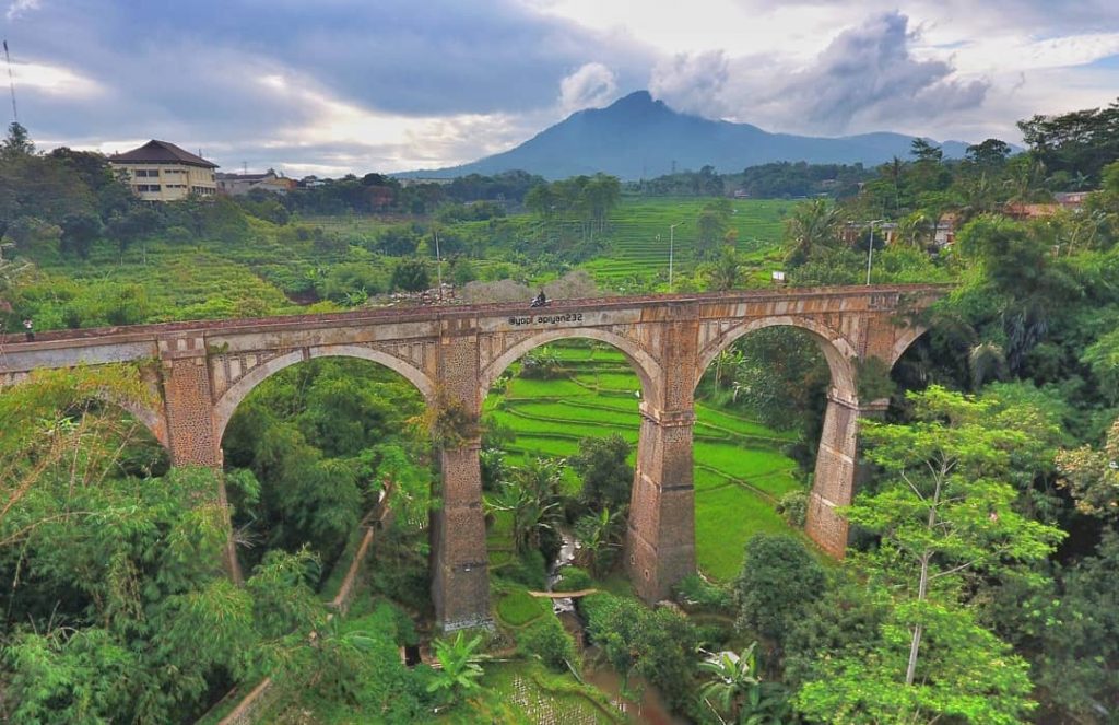Jembatan Cincin Jatinangor, Jejak Sejarah Kolonial yang Masih Bertahan di Sumedang