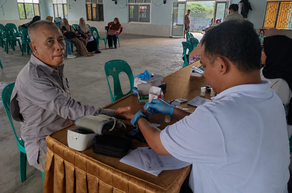Warga Belitung Timur Serbu Mobil Sehat PT Timah, Berobat Gratis Jadi Harapan di Tengah Ekonomi Sulit
