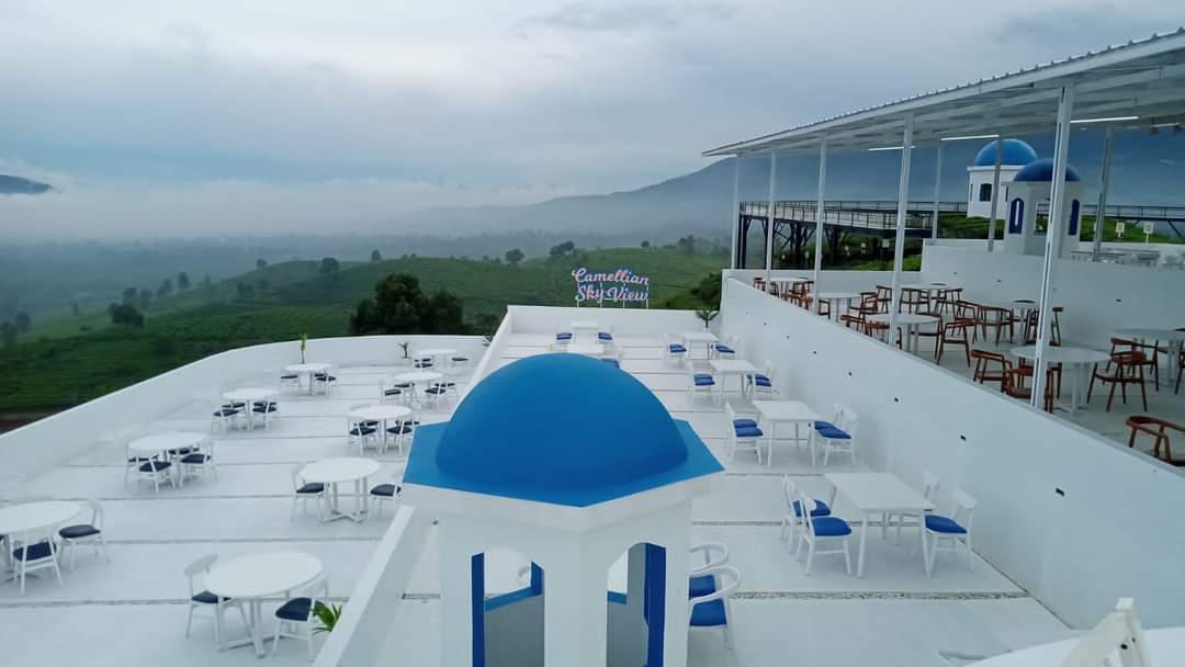 Nimo Highland Bandung, Destinasi Wisata Alam di Pangalengan dengan Panorama Kebun Teh dan Wahana Menantang