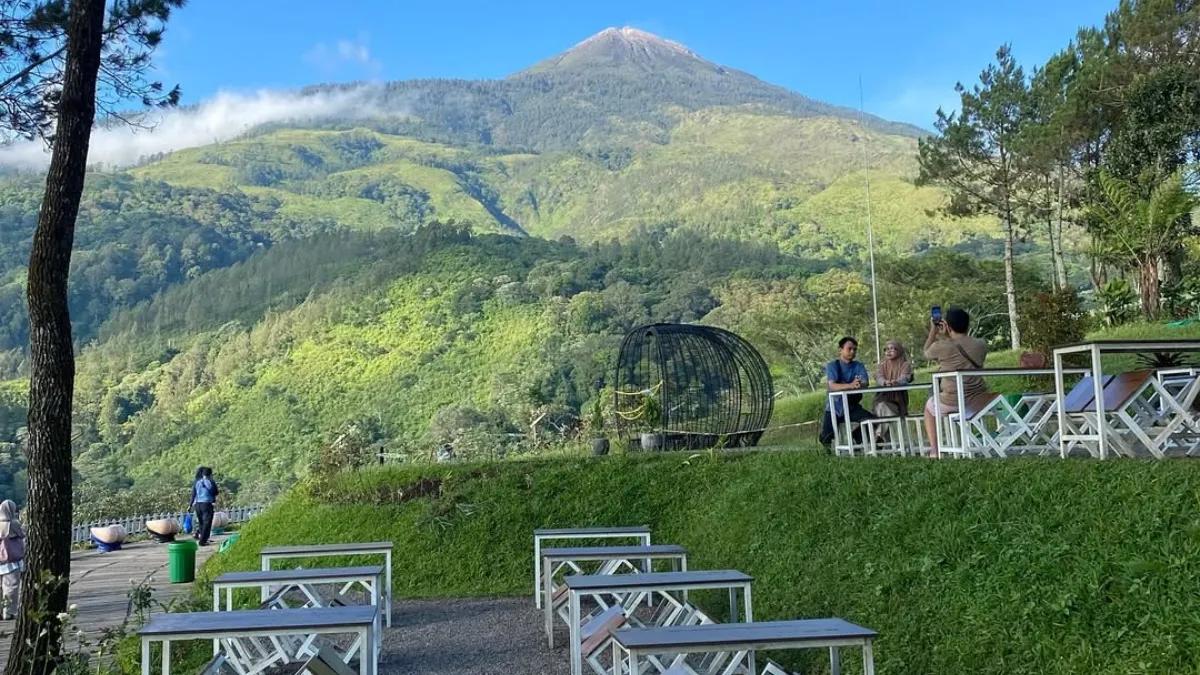 Aone Trawas Mojokerto, Pesona Pantai di Atas Awan Jadi Destinasi Wisata Viral 2026