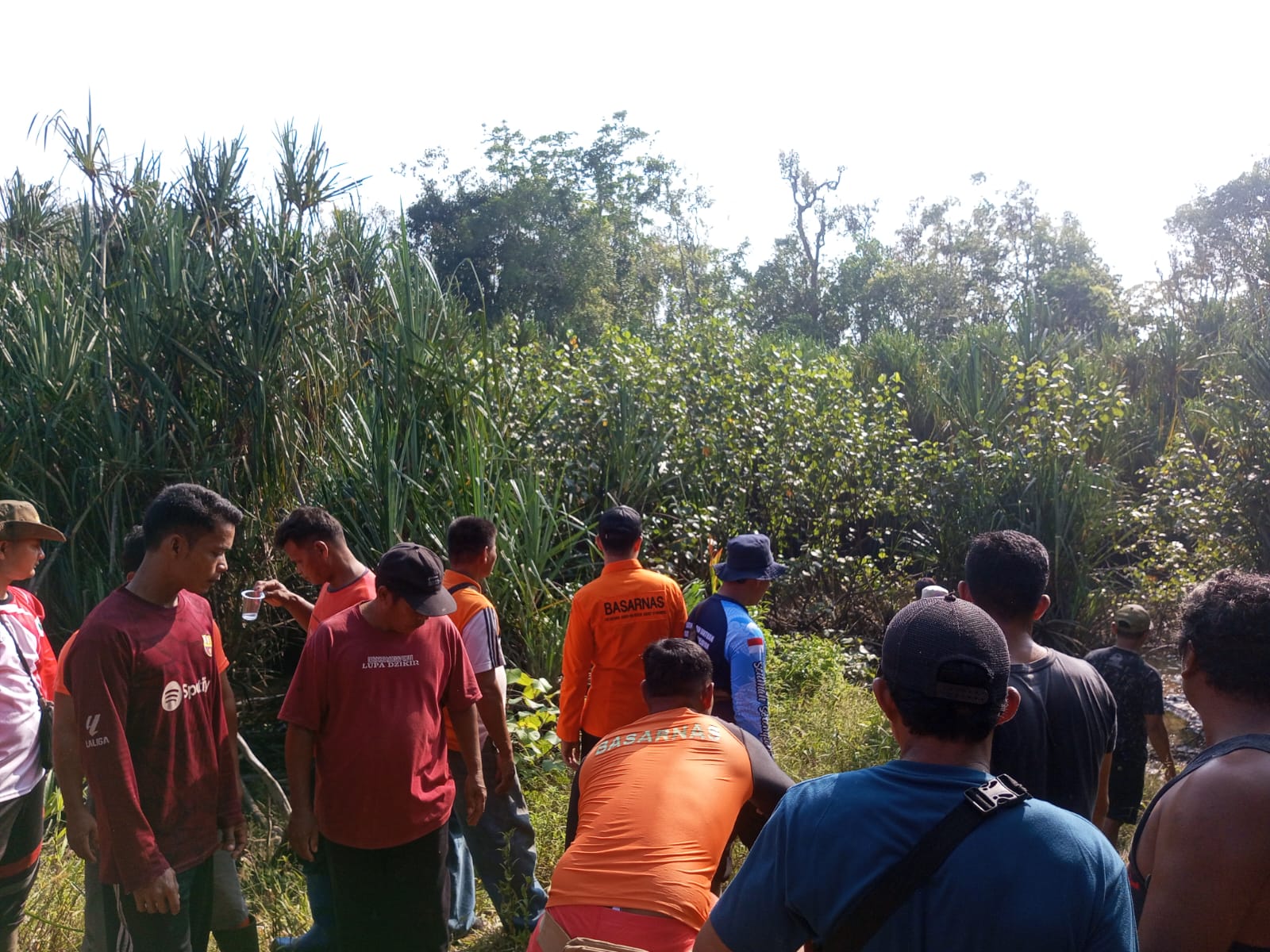 Pergi ke Kebun Tak Kunjung Pulang, Warga Desa Tugang Hilang Misterius, Tim SAR Lakukan Pencarian