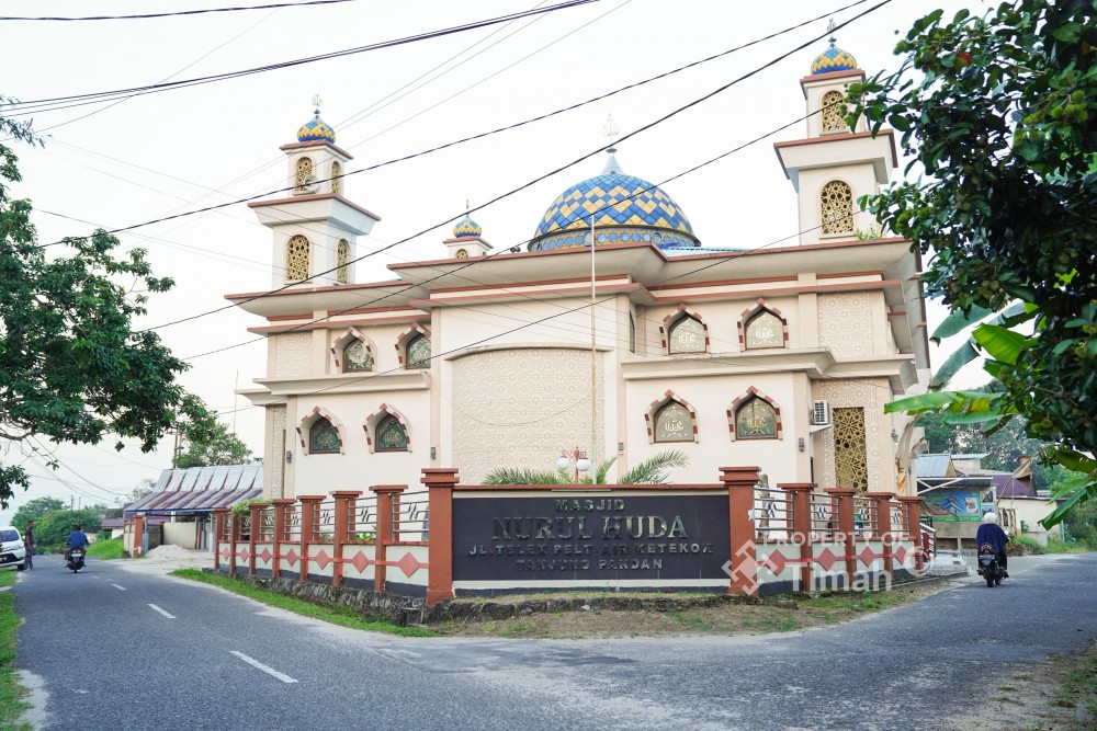 Dari Tempat Wudu hingga Tenda Pemakaman, Bantuan PT Timah Hadir Menjawab Kebutuhan Warga