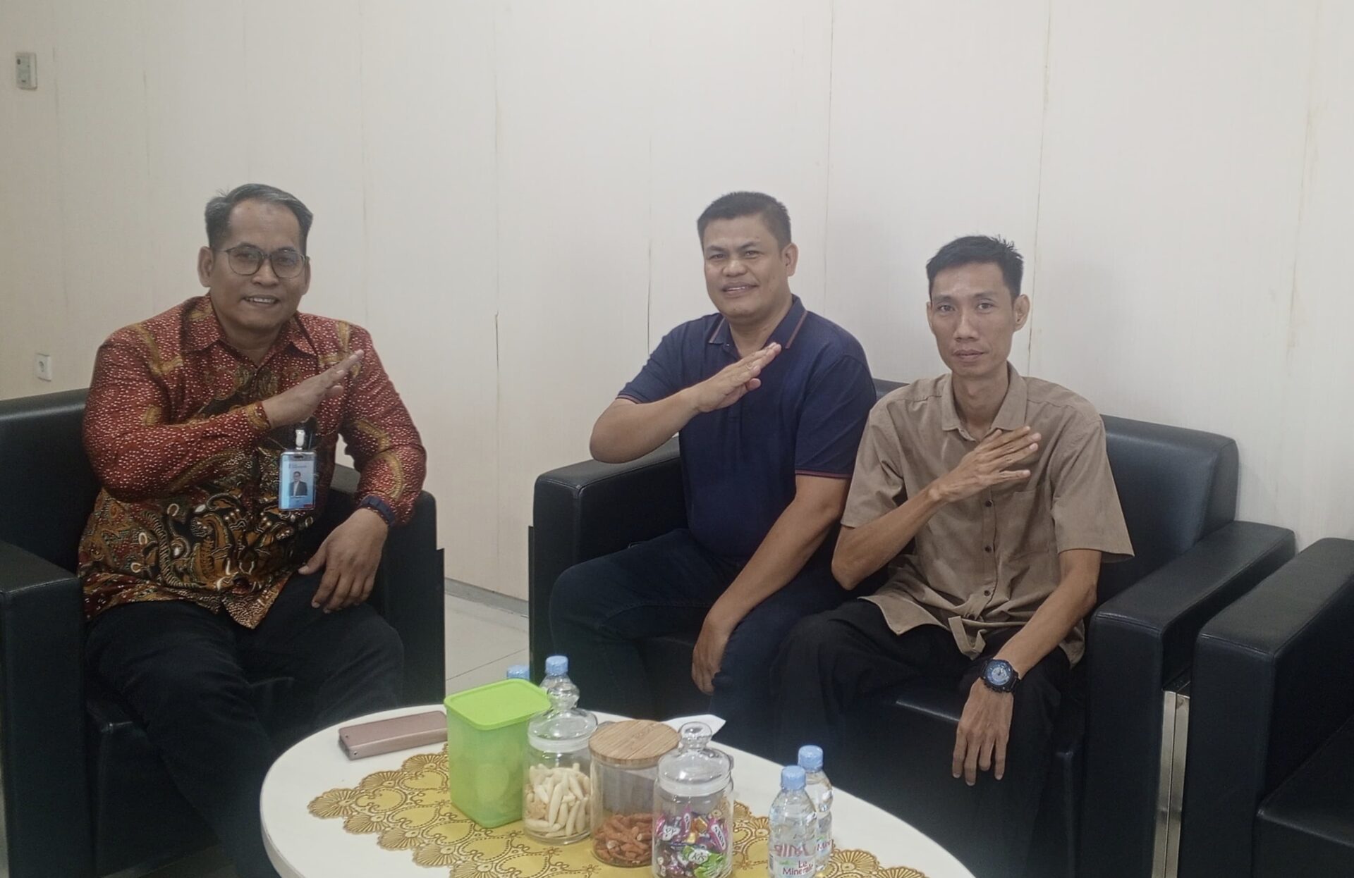 PWI Bangka Tengah dan Bank Sumsel Babel Cabang Koba Perkuat Kolaborasi Dukung Pembangunan Daerah
