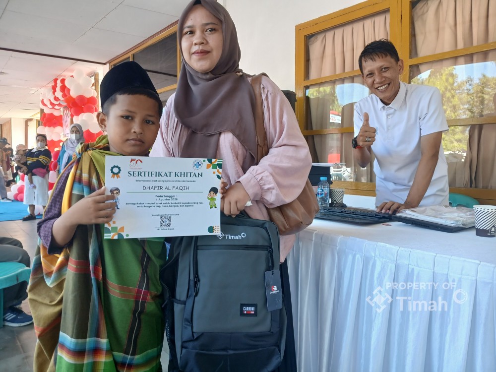 Bertahan 9 Tahun Jadi Orang Tua Tunggal, Desi Akhirnya Bisa Khitankan Anaknya Berkat PT Timah