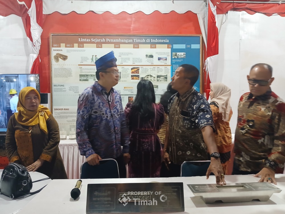 Stand PT Timah di Pameran Bangka Barat Bukan Sekadar Pajangan, Warga Diajak Kenali Proses Lahirnya Logam Timah