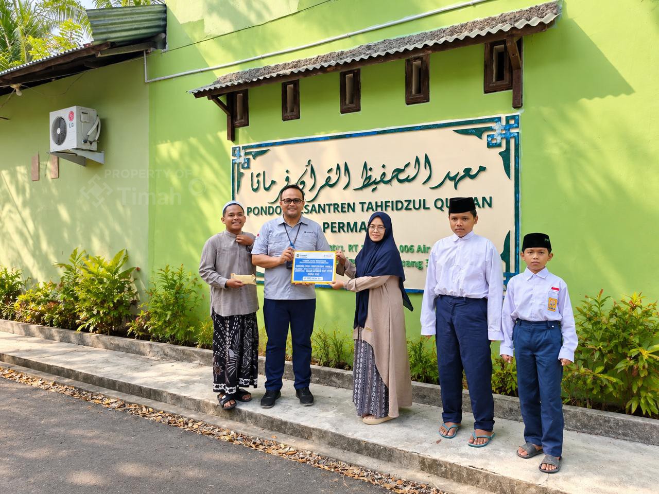 45 Santri Belajar di Tengah Keterbatasan Ruang Kelas, PT Timah Bantu Pesantren Tahfiz Belitung