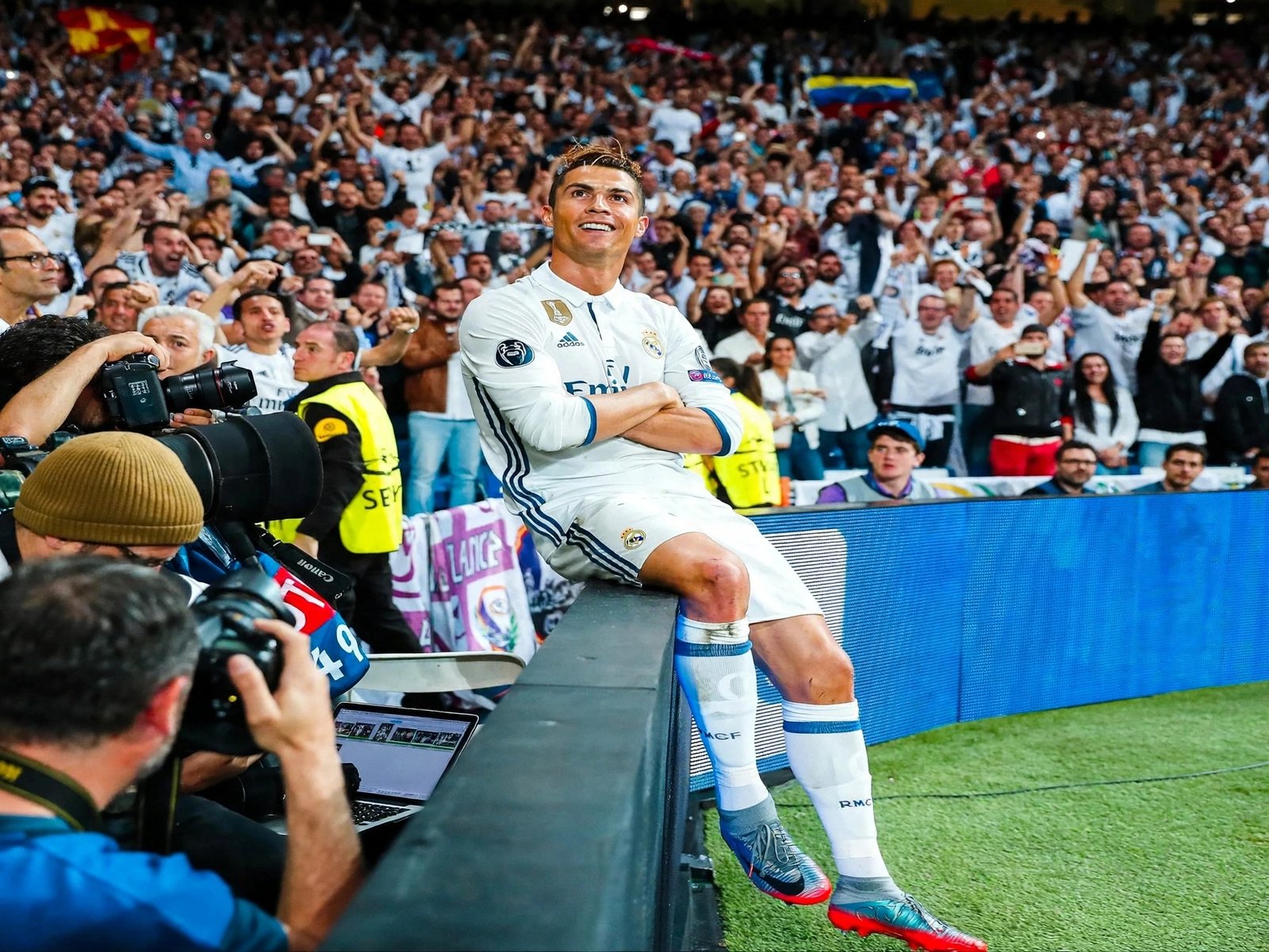 Sehari Bisa Kantongi Rp13, 5 Miliar, Ini Sumber Uang CR7